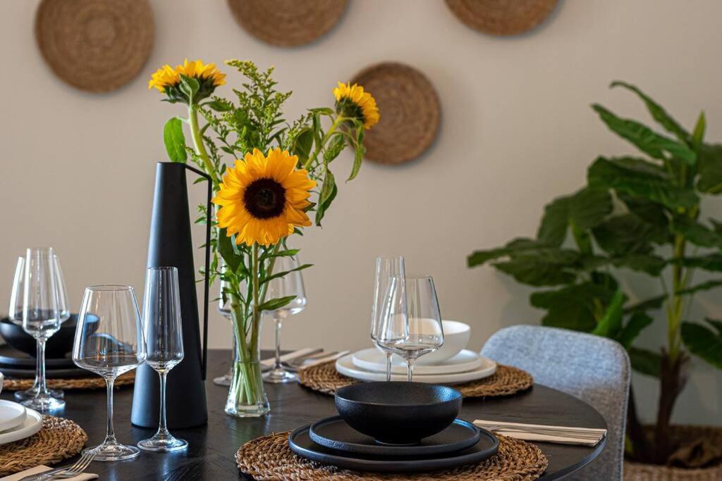Nh Urban Living In Nea Alikarnassos Apartment Heraklion  Ngoại thất bức ảnh